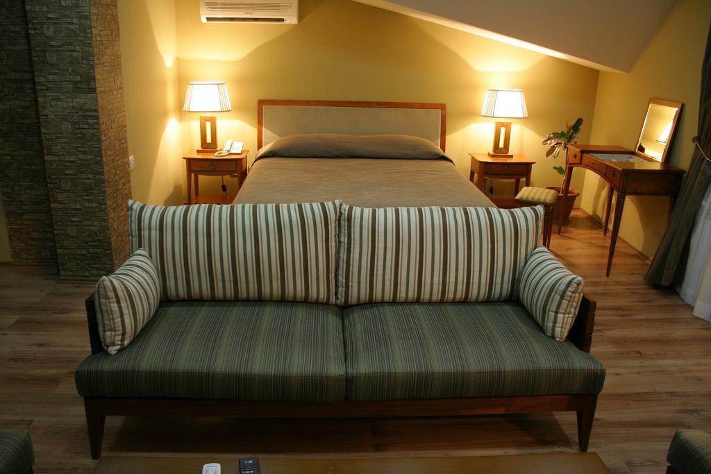 Light House Hotel Batumi Exterior photo